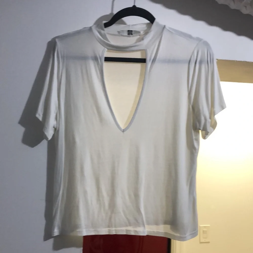 Misguided White Cut-Out Top - Picture 3 of 5